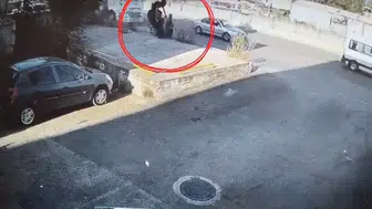 Bursa'da motosiklet kazası bir yayayı saniyelerle teğet geçti