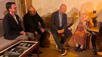 Süleyman Soylu Bayburt'ta müzede dolaştı, Derebaşı fotoğrafı paylaştı