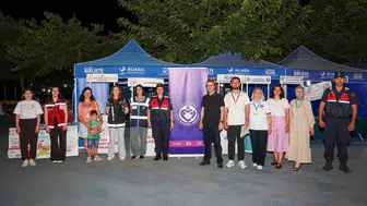 Aliağa'da gece pazarında güvenlik ve sağlık seferberliği