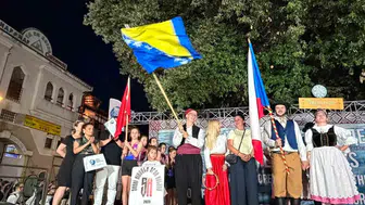 Düzceli sporcular Makedonya sahnelerinde rüzgar gibi esti