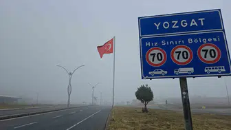 Yozgat'ta yaz ortasında kış havası Termometreler 13 derece geriledi, sis görüşü 10 metreye düşürdü