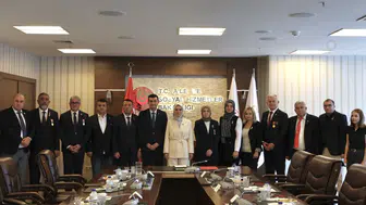Bakan Göktaş şehit yakınları ve gazileri ağırladı