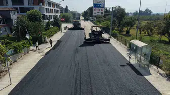 İstanbul Caddesi'nde asfalt seferberliği 1800 metrelik yol yenileniyor