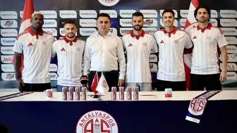 Antalyaspor transfer engelini aştı ve beş yıldızı kadrosuna kattı
