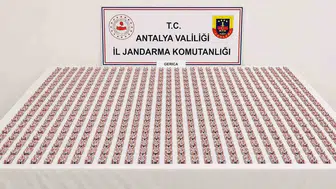 Kemer'de Beldibi uygulama noktasında uyuşturucu operasyonu 3 bin 500 hap ele geçirildi