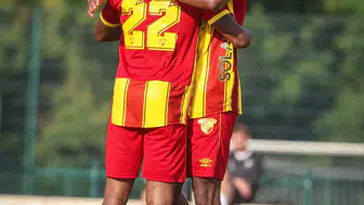 Göztepe'nin yeni golcüsü Armstrong kampın yıldızı oldu