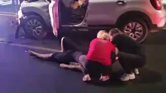 Antalya Serik’te turist taşıyan minibüsle otomobil çarpıştı 10 yaralı