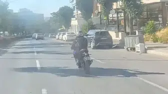 Eskişehir trafiğinde elleri serbest motosiklet şovu