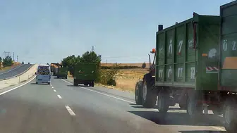 Yozgat yollarında traktör ve biçerdöver uyarısı