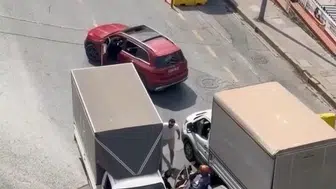 Kağıthane trafiğinde kavga eden iki sürücüye ağır fatura