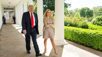 Trump'ın basın sözcüsü Karoline Leavitt görevini bırakıyor