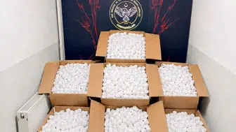 Zehir tacirlerine ağır darbe: Metruk binadan servet çıktı