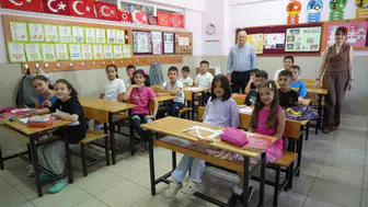 Niğde’de çocuklar yaz tatilini tablet başında değil kurslarda geçiriyor