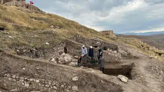 Bayburt Kalesi'nin altından beş bin yıllık tarih çıktı
