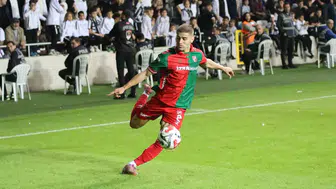 Karşıyaka sağ bek Harun Kaya ile yollarını ayırdı
