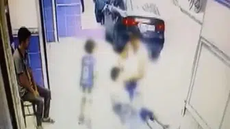 Gaziosmanpaşa'da sokakta oynayan çocuklara saldırı kamerada