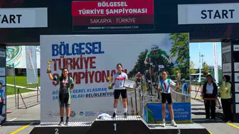 Sakarya'da pedal çevirdiler, Kayseri'ye 3 altın madalyayla döndüler