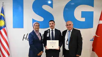 Sabiha Gökçen'de nefes kesen anlar Terminal memurları bebeği hayata döndürdü