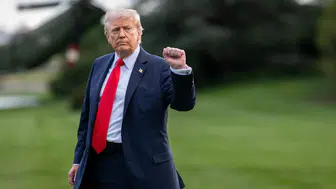 Trump İran'a karşı yeni ekonomik yaptırım dönemini başlattı