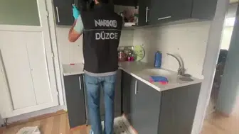 Düzce emniyeti bir haftalık uyuşturucu operasyonunun bilançosunu çıkardı