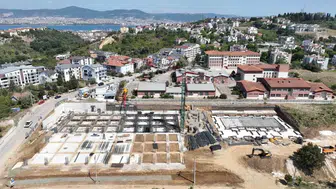 Gölcük'te yeni spor kompleksi yükseliyor İlçe ikinci kapalı havuza kavuşacak