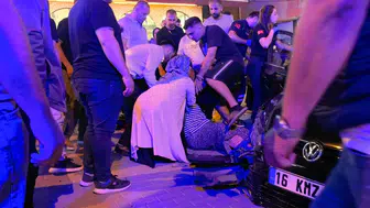 İnegöl'de kontrolden çıkan otomobil ortalığı birbirine kattı