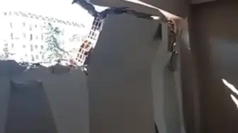 Koltuğunda uzanırken duvarı yıkılan adam Kimse bizi uyarmadı