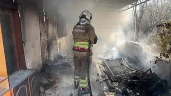 Arsuz’da korkutan ev yangını büyümeden söndürüldü