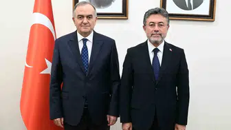 Üzüm üreticisi dertli TMO piyasaya girsin
