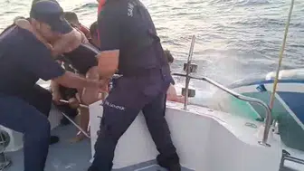 Yalova açıklarında denize açılan baba ve kızı akıntıya kapıldı