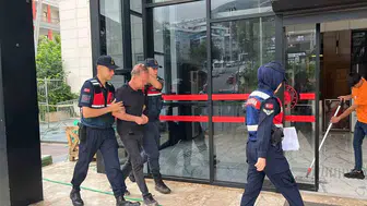 Alanya'da dehşet saçan şüpheli adliyeye sevk edildi