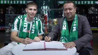 Konyaspor orta sahaya Macar takviyesi yaptı