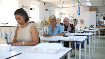 Didimli kadınlar dikiş atölyesinde hem öğreniyor hem üretiyor