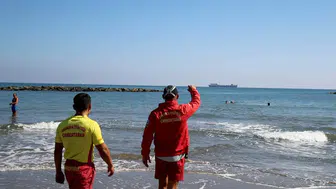 Sakarya sahillerinde denize girişlere hava muhalefeti engeli