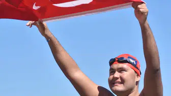 İzmirli yüzücü Tuna Tunca okyanusu aşmaya kararlı