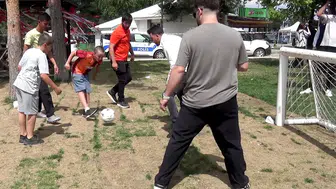 Erzurum'da koruyucu aileler çocuklarla doyasıya eğlendi