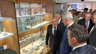 Ticaret Bakanı Bolat Bilecik'te esnaf kredi desteklerini açıkladı