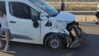 Akşam mesaisi Bursa’da kabusa döndü 5 araç birbirine girdi