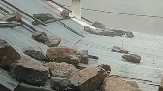 Ağustos sıcağında Anzer'e kış geldi: Yayla beyaza büründü