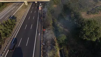 Düzce'de bir izmarit otobanı ateşe veriyordu