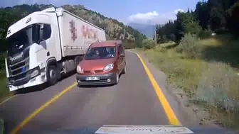 Artvin’de bir anlık sabırsızlık faciaya davetiye çıkardı