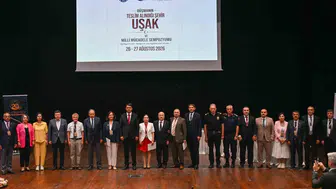 Uşak'ta 104 Yıl Sonra Aynı Mesaj İstiklalden Vazgeçmeyiz