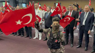 Samsun'da 30 Ağustos coşkusu: Sağanak yağış kutlamalara engel olamadı