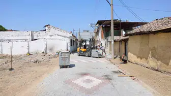 İncirliova’da üç sokak baştan aşağı yenileniyor