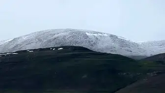 Ardahan'da yaz ortasında kış manzarası