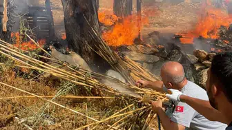 Mersin'de belediye ekiplerinin hızlı müdahalesi felaketi önledi