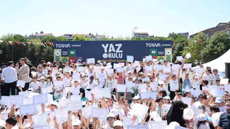 Sultangazi’de gençlerin yaz tatili sertifikayla taçlandı