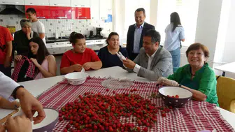 Başkan Doğan'dan Özel Öğrencilere Sürpriz Ziyaret