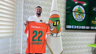 Alanyaspor'un yeni transferi Fernandes sahalara dönüyor
