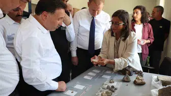 Kayseri'nin gizli tarihine ışık tutan kazı alanında inceleme
